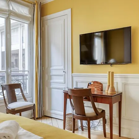 Gorgeous And Large Flat In The Heart Of 09 Apartmán
