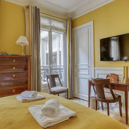 Gorgeous And Large Flat In The Heart Of 09 Apartmán *